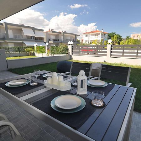 Zennova #24, Flow Nikiti Family Apt ภายนอก รูปภาพ