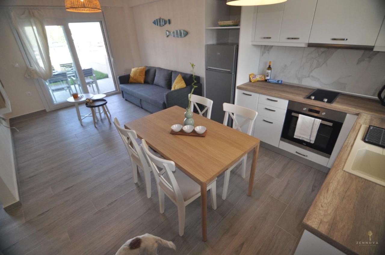 Zennova #24, Flow Nikiti Family Apt ภายนอก รูปภาพ